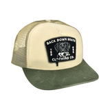 Retriever Pursuit Trucker Waxed